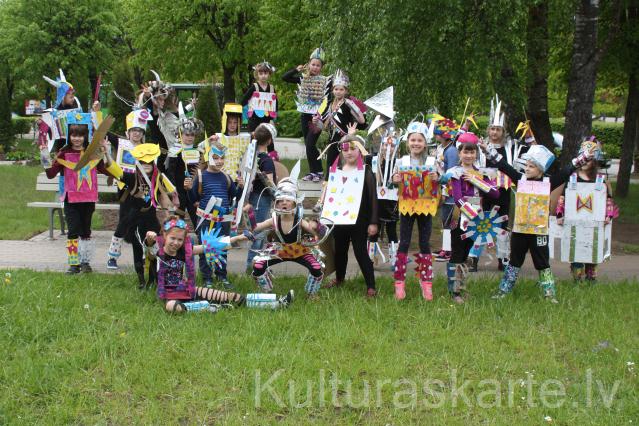 Nepieradinatas modes skate " Kosmiskā Emīlja" 2016.g.